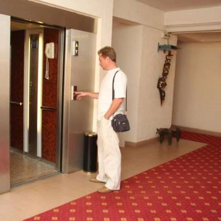 Hotel Splendid Ouagadougou Exteriör bild